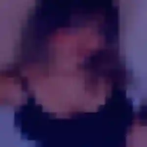 Découvre Eglantine, 23 ans à Lasseube gratuitement