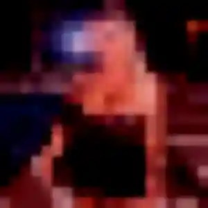 Charmante Meriem, 35 ans à Lavaré - découvrir son profil