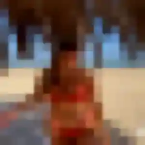 Rejoins Giulia, 24 ans à Le Bar-sur-Loup en privé