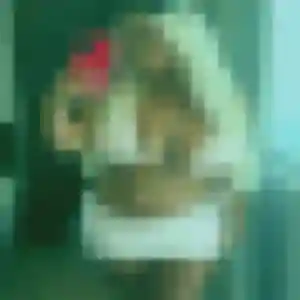 Photo de Louise à Le Barroux (38 ans) - plan cul anonyme