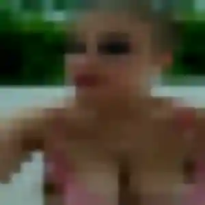 Sophie, 29 ans, connectée à Le Mériot pour une rencontre coquine