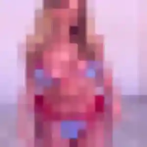Charmante Ursule, 36 ans à Le Mesnil-Réaume - voir sa photo