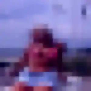 Axelle, 31 ans, en ligne à Le Pertre pour une rencontre coquine