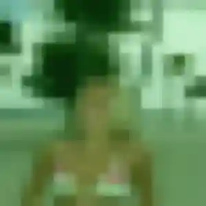 Elvire, 23 ans, connectée à Le Val-Saint-Germain pour une rencontre coquine