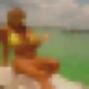 Ulrike, 26 ans, connectée à Lée pour une rencontre coquine
