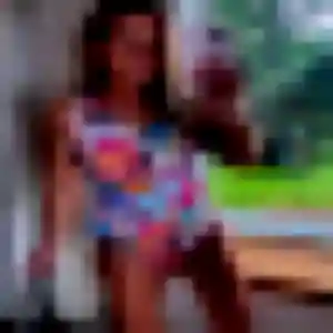Amira, 45 ans, connectée à Lencloître pour une rencontre coquine
