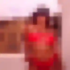 Daniela (38 ans) à Lent attend un plan cul ce soir