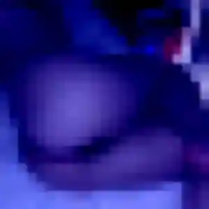 Eugenie, 22 ans, connectée à Les Arcs pour une rencontre coquine