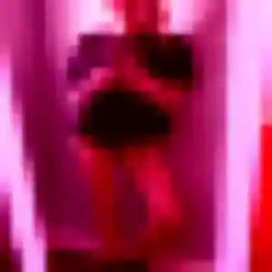 Contacte Aurelie, 30 ans à Leuhan en privé