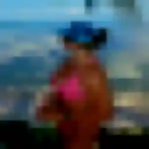 Sofia, 26 ans, connectée à Liévin pour une rencontre coquine