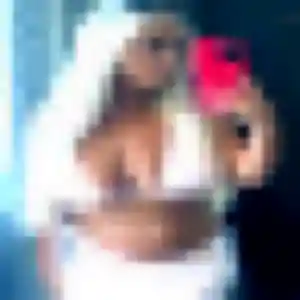 Photo sexy de Irina, 26 ans à Longessaigne - rencontre sans lendemain