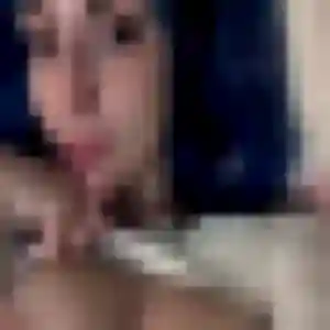 Zineb, 30 ans, en ligne à Lonny pour un plan cul