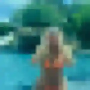 Ninon, 33 ans, en ligne à Lons-le-Saunier pour une rencontre coquine