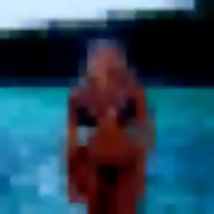 Vicky, 41 ans, disponible à Louargat pour une rencontre coquine