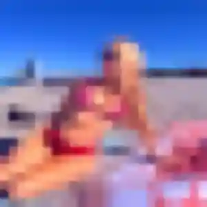 Emma, 26 ans, en ligne à Louchats pour une rencontre coquine