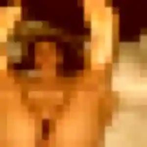 Photo de Emeraude à Luc-sur-Mer (24 ans) - plan cul anonyme