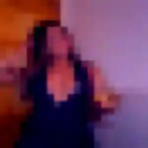 Olivia, 29 ans, dispo pour plan cul à Luitré-Dompierre