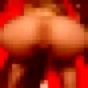 Photo privée de Regine, 40 ans à Lurcy-Lévis - rencontre coquine