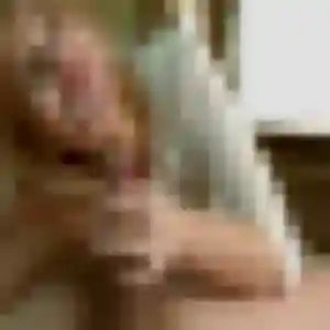 Phoebe, 31 ans, en ligne à Marcillac-Vallon pour une rencontre coquine