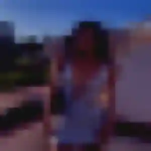 Rejoins Phoebe, 41 ans à Marigny-Le-Lozon en t'inscrivant