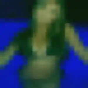 Deborah, 24 ans, en ligne à Marquay pour une rencontre coquine