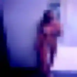Découvre Brigitte, 26 ans à Mauves en privé