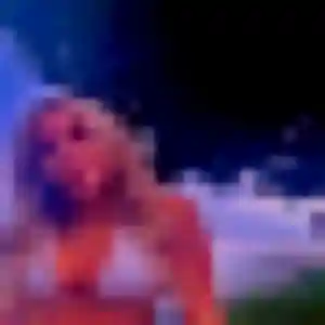 Lola, 28 ans, en ligne à Maves pour un plan cul