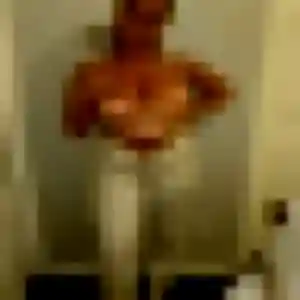 Photo de Hilary à Mens (39 ans) - plan cul gratuit