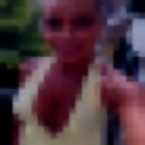 Photo de Rania à Mettray (24 ans) - plan cul discret