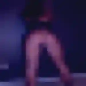 Alix, 29 ans, connectée à Monnaie pour une rencontre coquine