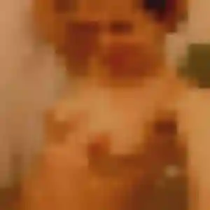 Debora de Monneville, 25 ans - plan cul discret