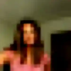 Brune, femme de 26 ans propose plan cul à Mont-Saint-Sulpice