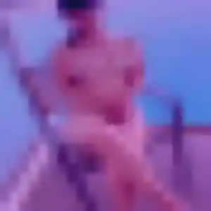 Irene, 23 ans, connectée à Montebourg pour une rencontre coquine