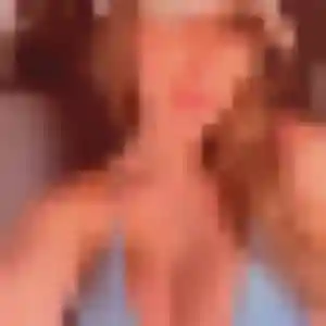 Siham, 30 ans, disponible à Montfaucon pour un plan cul