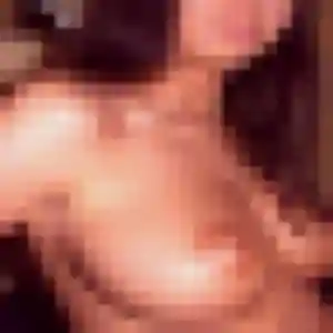 Rejoins Karima, 22 ans à Morzine gratuitement
