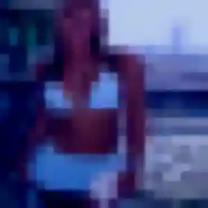 Ilona, 36 ans, disponible à Mûres pour un plan cul