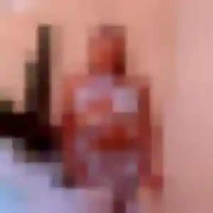 Mathilde (22 ans) à Neau cherche une rencontre rapidement