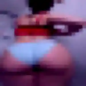 Sixtine, 33 ans, cherche un plan cul à Neulliac