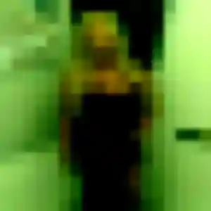Rejoins Estee, 29 ans à Névian en privé