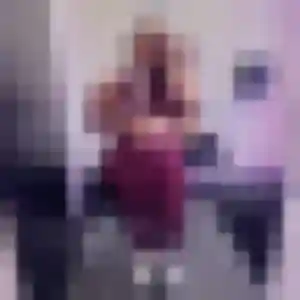 Estelle, 29 ans, connectée à Orly pour une rencontre coquine