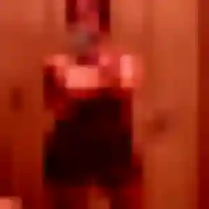 Rejoins Zineb, 33 ans à Orvault en privé