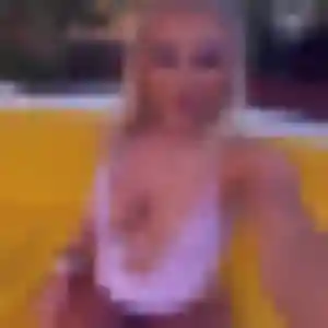 Rejoins Marie-Ange, 41 ans à Oye-Plage en t'inscrivant