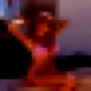 Solange, 27 ans, connectée à Oytier-Saint-Oblas pour une rencontre coquine