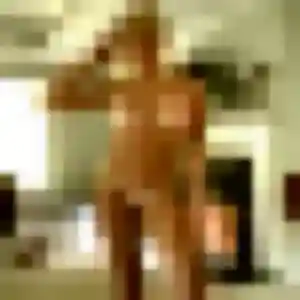 Anouk, 41 ans, en ligne à Paray-le-Monial pour une rencontre coquine