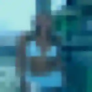 Noemie, 28 ans, disponible à Parly pour une rencontre coquine