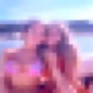 Delice, 22 ans, connectée à Parnans pour une rencontre coquine