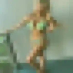 Photo de Elodie à Payns (39 ans) - plan cul discret