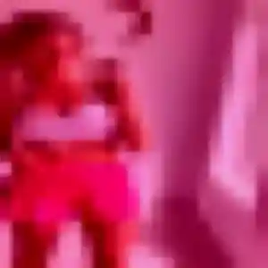 Nora (26 ans) à Peri cherche une rencontre aujourd'hui