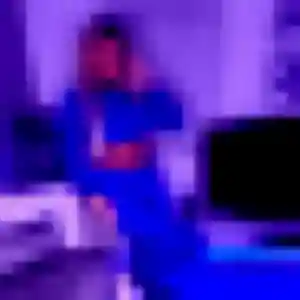 Leila, 24 ans, en ligne à Petit-Canal pour une rencontre coquine