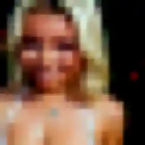 Prisca de Pitgam, 28 ans - plan cul sans prise de tête